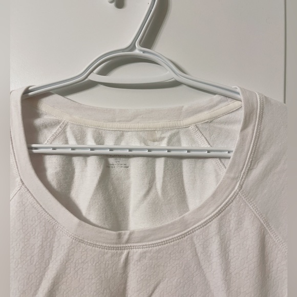 Top - Picture 2 of 5